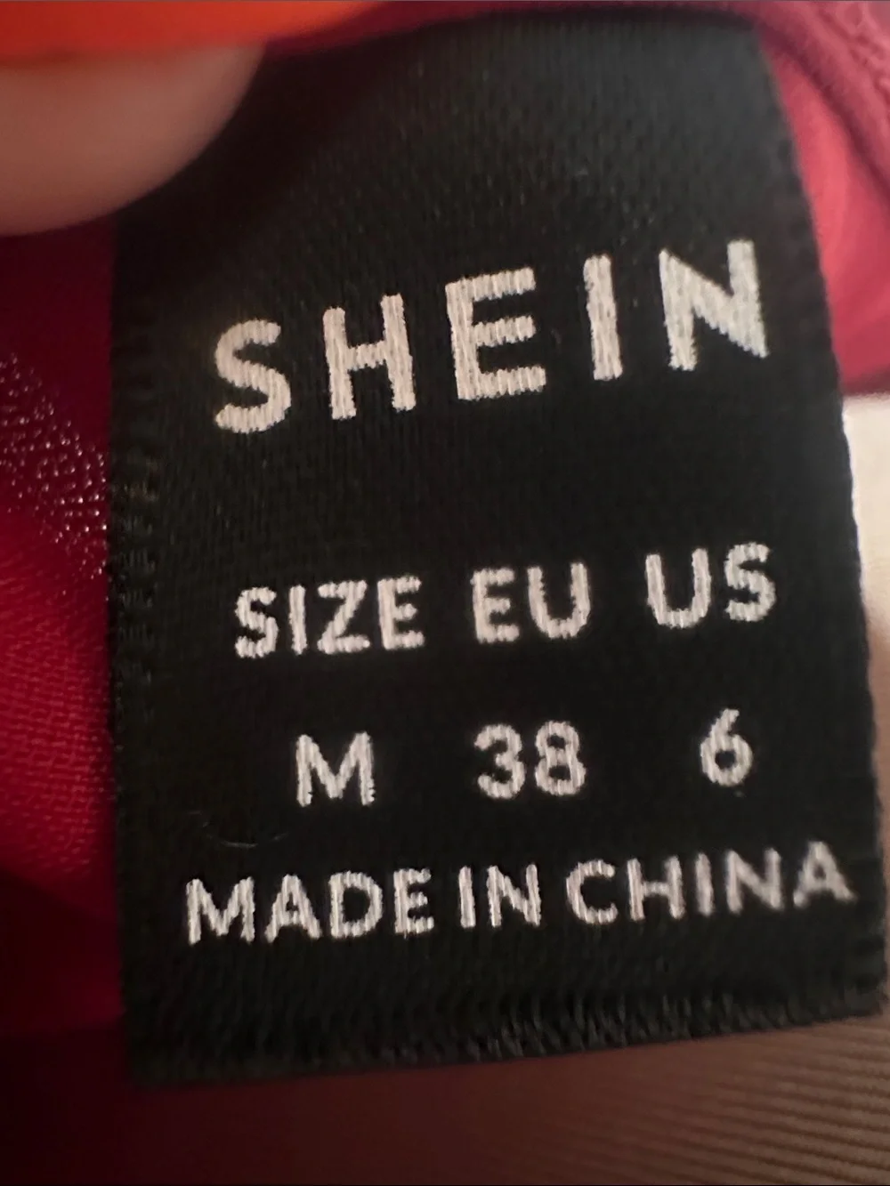 SHEIN Red V-Neck Sleeveless Camisole